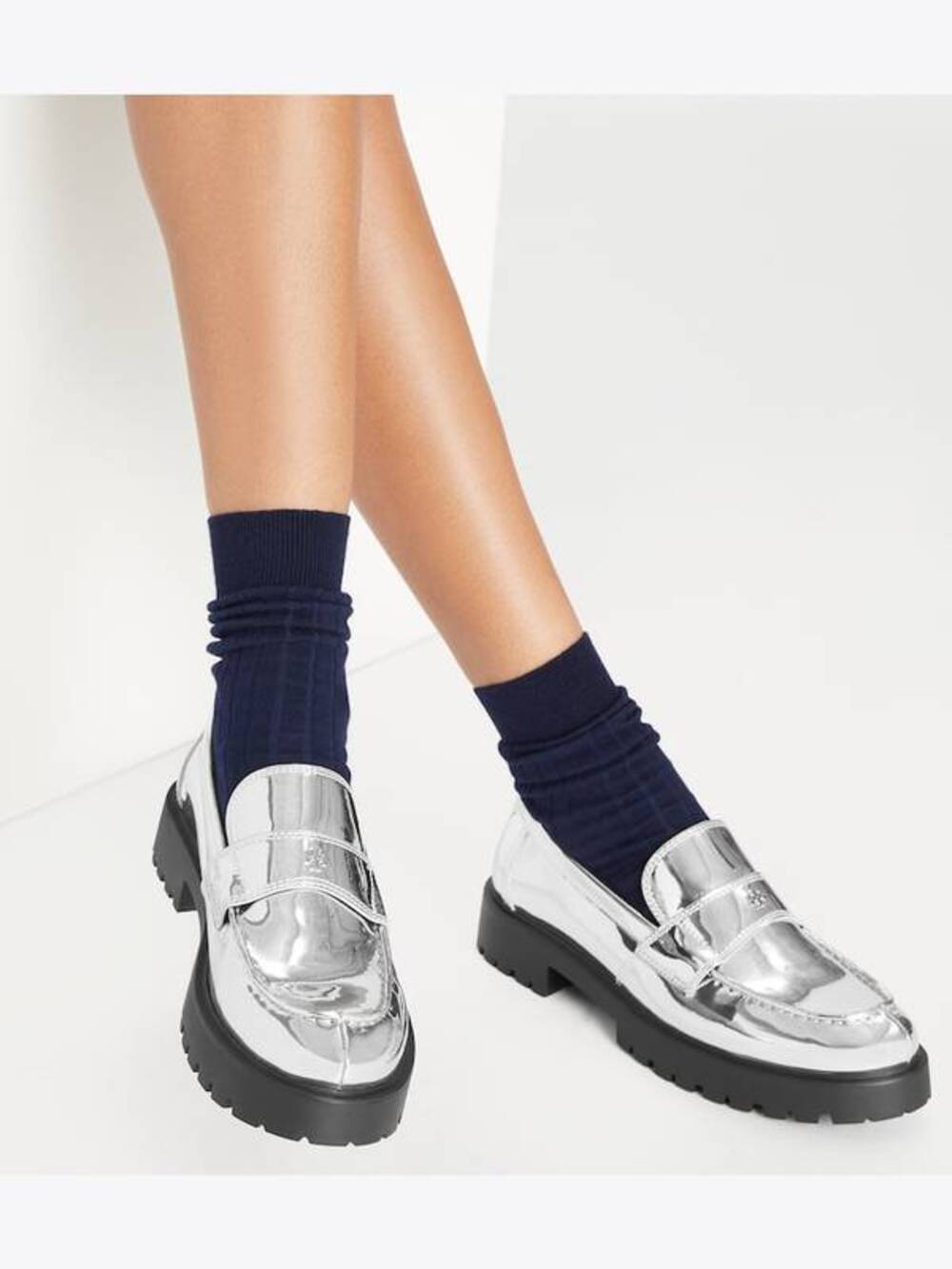 Tory Burch Classic Lug Loafer in Argento Silver NEW US 6 M Preppy City Chic